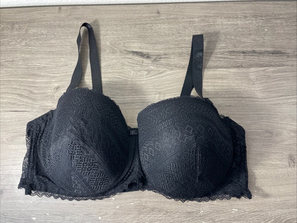 Black Fuchsia Secret Lace Full Figure Underwire Bra 44D Black Padded Scalloped